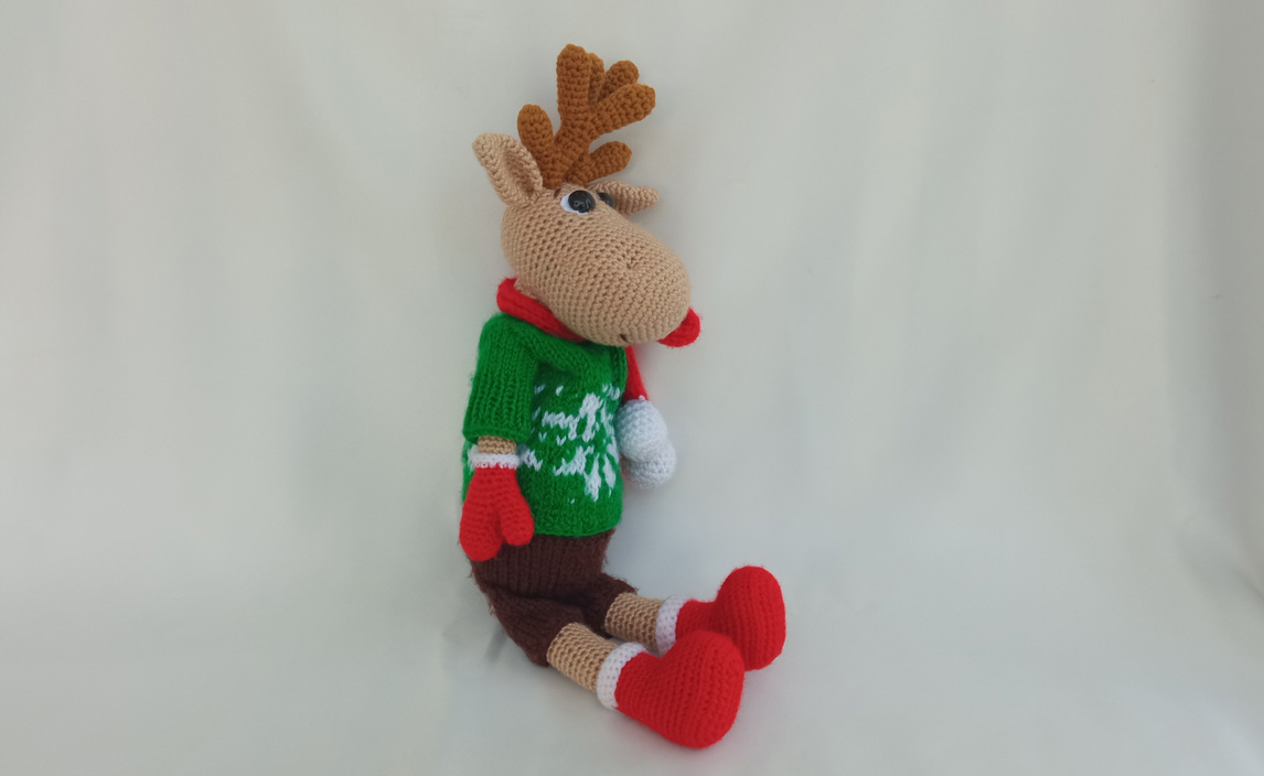 Maral Rudolf köynəkli